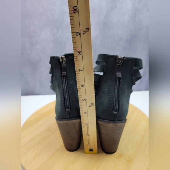 Free People Hybrid Strappy Leather Women’s Ankle‎ Bootie in Navy Blue Size 6.5 - Picture 7 of 14